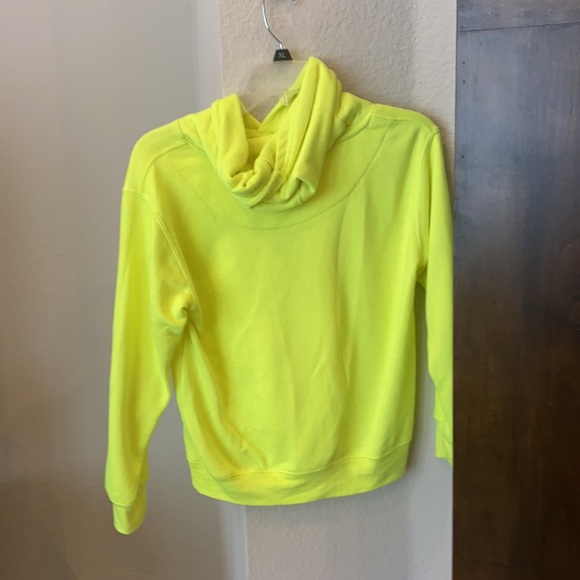 🍭3/$10🍭 GIRLS NEON SMOKY MOUNTAINS HOODIE - Picture 2 of 3